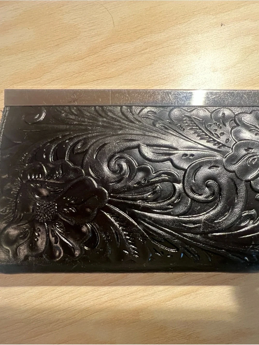 Patricia Nash Tooled Black Floral-Embossed Leather Wallet - Picture 4 of 9